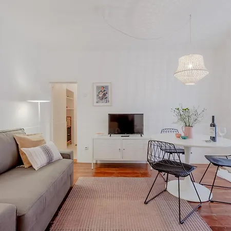 Typical Alfama Apartment, By Timecooler アパート *